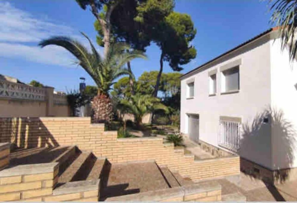 Chalet en la Pineda, cerca de la playa y de Port Aventura Salou Exterior foto